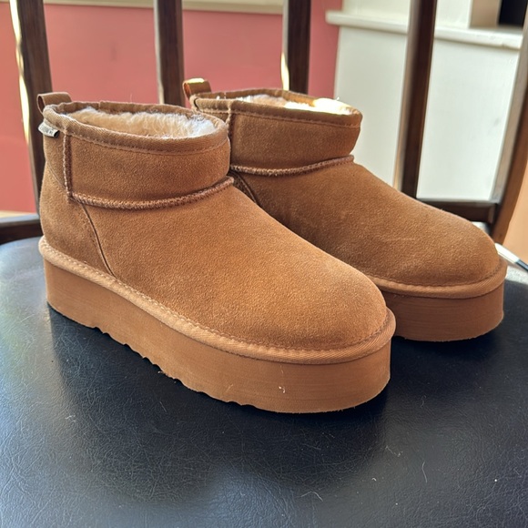 NWOT Bearpaw retro shorty mini platform boots - Picture 2 of 7